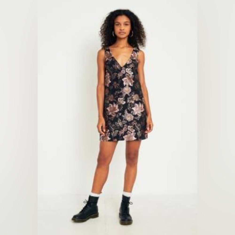 Urban Outfitters Floral Jacquard Tie Back Shift Dress Size Small P